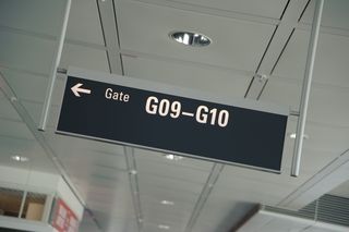 Gate G9-G10