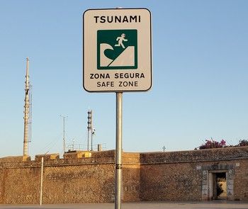 Tsunami warning portugal today